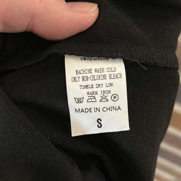 Women’s Sunshine & Rodeos T-shirt, Animal Print, Size Small - Picture 5 of 5